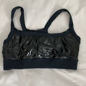 Heroine sport medium black latex sports bra